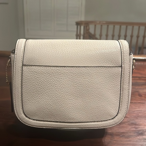 COACH Horse & Carriage Saddle Crossbody Bag Chalk/Vanilla Cream - Picture 5 of 16
